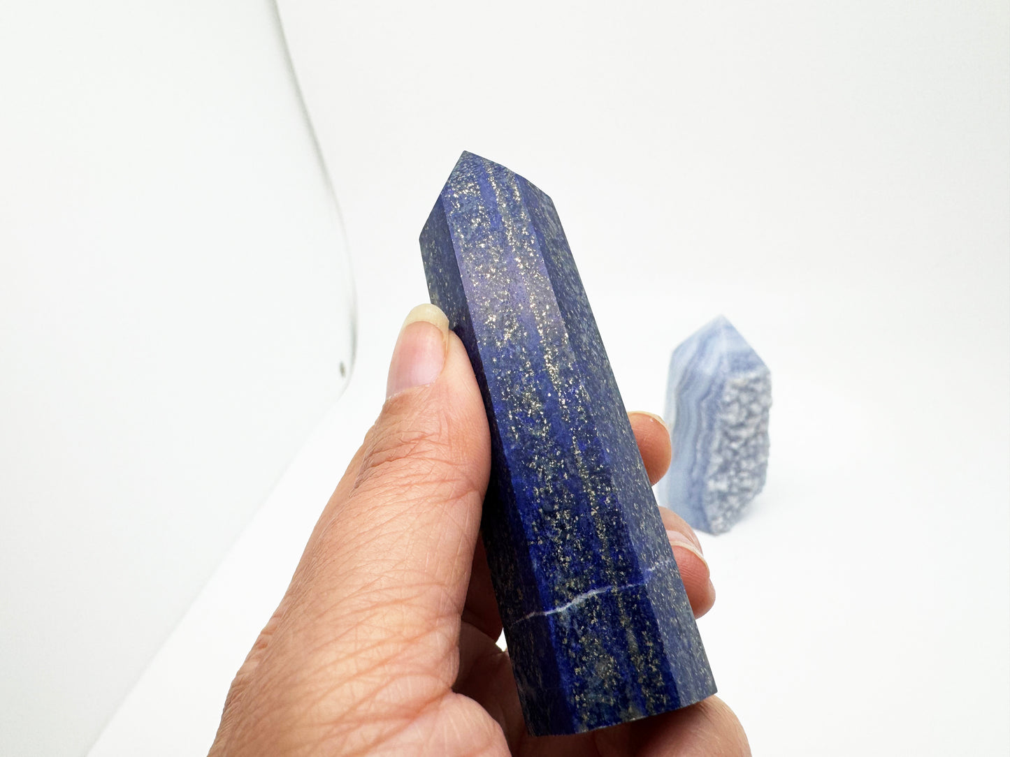 omc lapis lazuli point, powerhouse for manifestation, healing